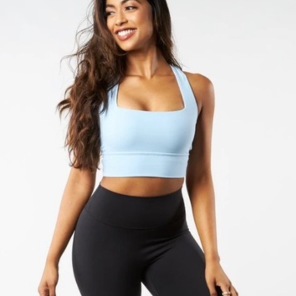 BUFFBUNNY - Revolution Sports Bra “Frost”